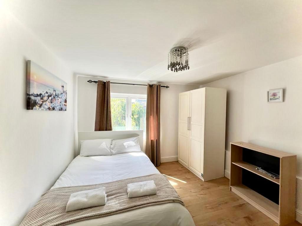 Canary Wharf Holiday Rooms Londra Exterior foto